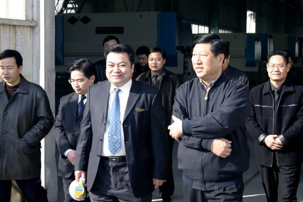 全国人大副委员长张平视察欧宝体育APP下载
机床